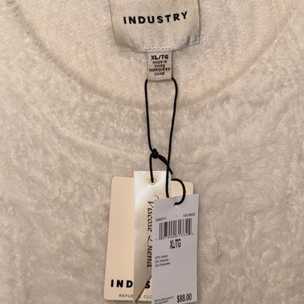 Industry XL Sweater - Super Cozy 💗